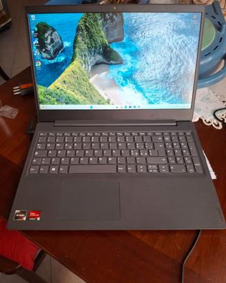Pc portatile 8gb DDR4 ram, SSD 480gb, Windows 11