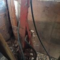 Caricatore balle idraulico