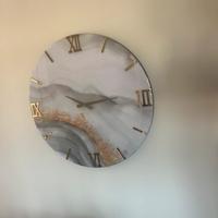 Orologio da parete appena acquistato