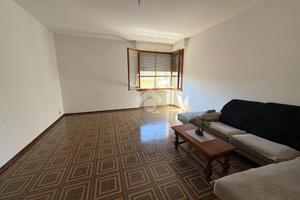 5 LOCALI A PONTEDERA
