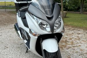 Honda SW-T400 - 2009