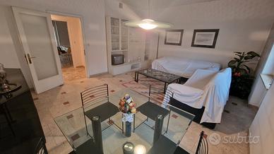 2 camere di 100 mq a 300 metri da piazza Brà