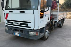 Eurocargo 75e14 con gru