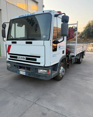 Eurocargo 75e14 con gru