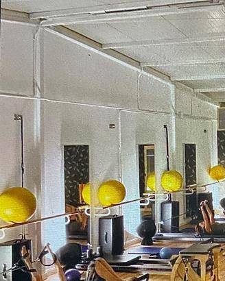 10 barre in faggio da danza a muro