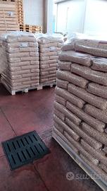 PELLET DI ABETE AUSTRIACO IN SACCO 15 KG