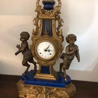 Orologio classico da appoggio