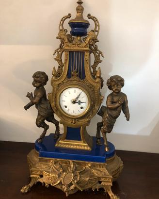 Orologio classico da appoggio