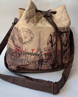 BORSA BETTY BOOP. come nuova