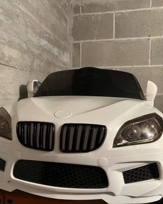 Macchina elettrica per bimbi