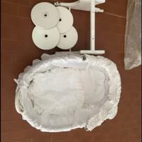 Culla in legno giocattolo