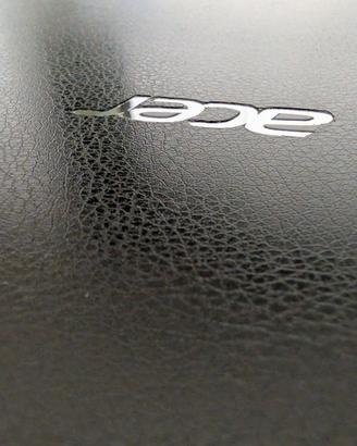 Portatile Acer E1-572G