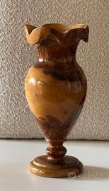 Vaso in legno d'ulivo massiccio tornito a mano