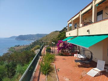 Acciaroli casa con terrazzo SUPERPROMO 1-10 agosto