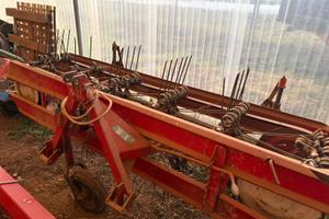 Ranghinatore a nastro Pottinger