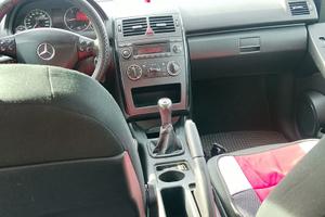 macchina mercedes 2007
