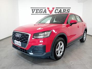 AUDI Q2 30 TDI S tronic Business