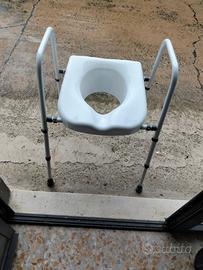Rialzo WC con maniglie