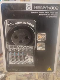 mixer Behringer Xenyx802