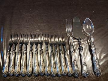 servizio posate da dolce in argento e acciaio 