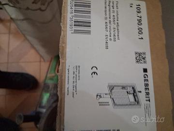 cassetta geberit  e placca 