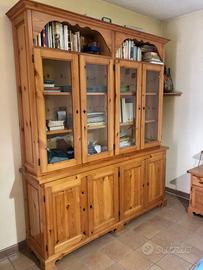 LIBRERIA LEGNO MASSICCIO REALIZZATA DA FALEGNAME