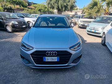 Audi A4 Avant 30 TDI/136 CV S tronic Business
