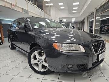 Volvo V70 2.4 d5 185 cv Momentum 2009