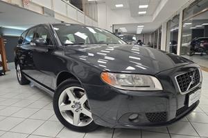 Volvo V70 2.4 d5 185 cv Momentum 2009