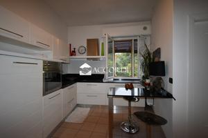 Rif.MM1002| attico conegliano