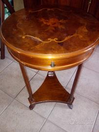 Tavolinetto vintage in legno
