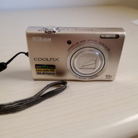 Nikon Coolpix S6200