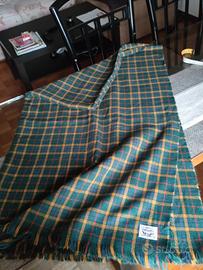 Sciarpa a stola, rettangolare.