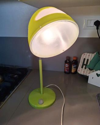 Lampada da tavolo per bambini Ikea