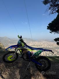 Moto Sherco 125