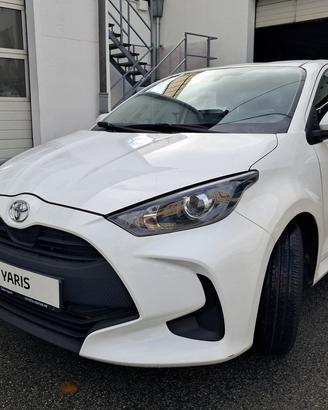 Musata completa toyota yaris 2019