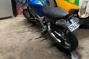 Suzuki 650 v2