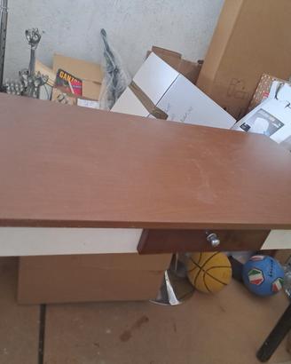 tavolo da cucina con cassetto 130x70cm