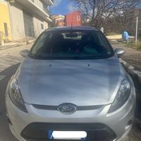 Ford Fiesta 1.4 titianium per neopatentati