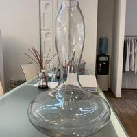 Vaso in vetro trasparente