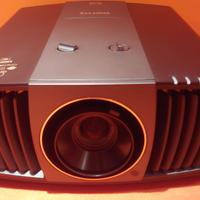 Strepitoso proiettore Home Theater Benq X12000H