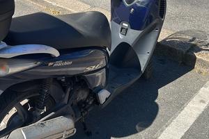 Scooter sh 125 anno 2007