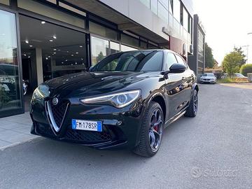 Alfa Romeo Stelvio 2.9 Bi-Turbo V6 510 CV AT8...