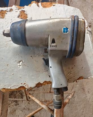 Avvitatore pneumatico 