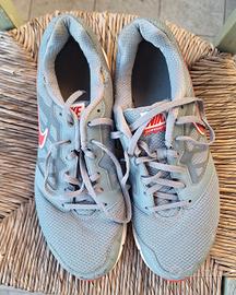 Scarpa Nike Downshifter 6, numero 42,5