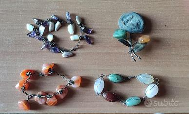 3 bracciali da donna con pietre e spilla 