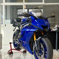YAMAHA R6 2018 BLU FINANZIABILE