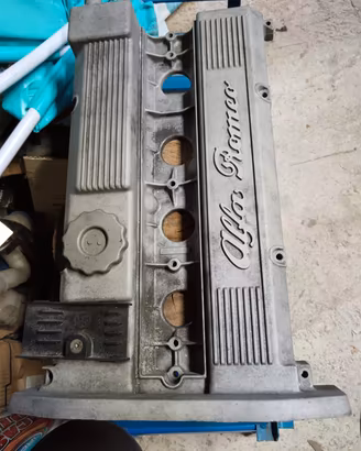 alfa 155  turbo 16 valvole q4  coperchio punterie 