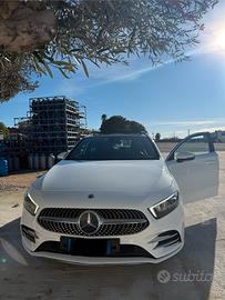 MERCEDES CLASSE A 200 AMG 2019 cambio automatico