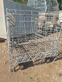 Cassette pieghevoli movibili con ruote